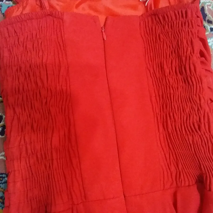 لباس قرمز  برای 10 ساله