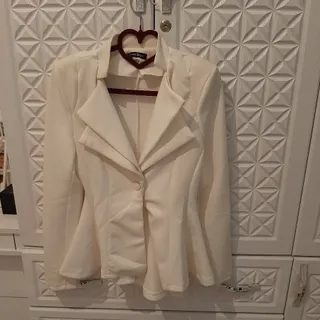 کت تک سفید