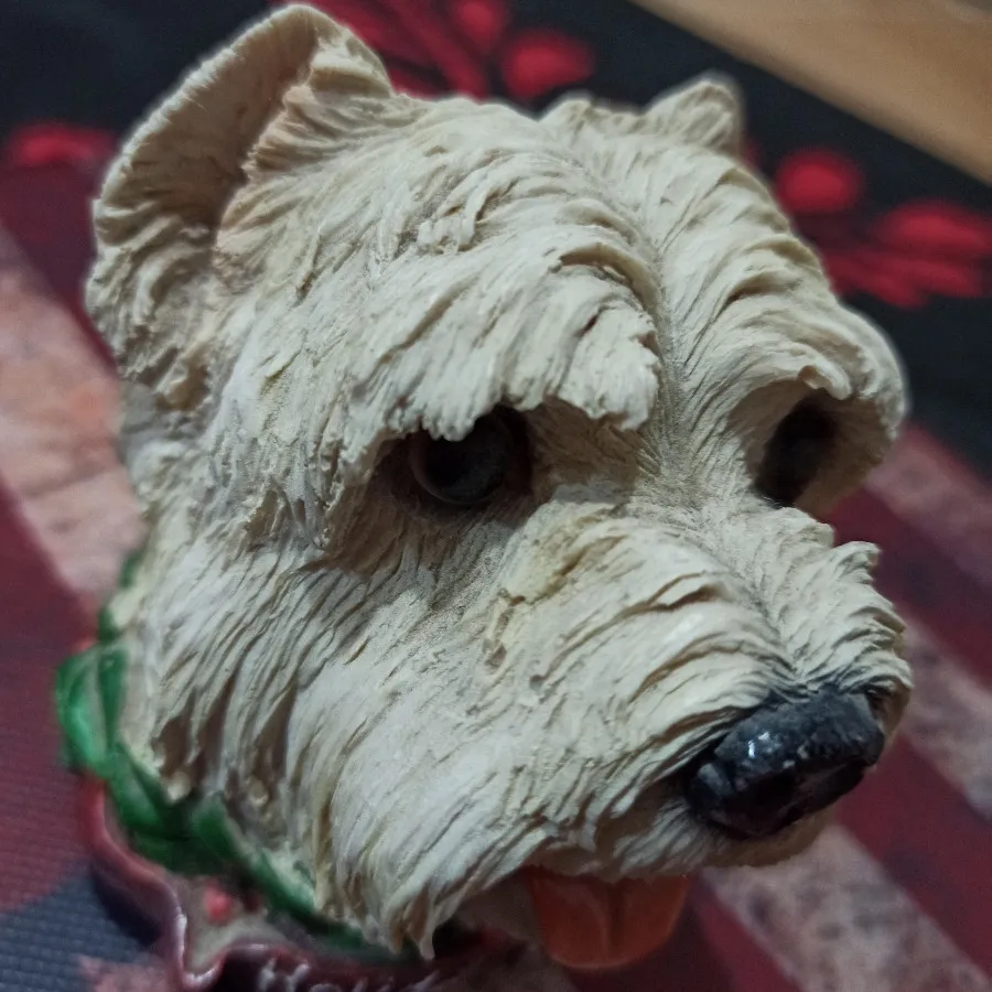 مجسمه سگ پشمالو