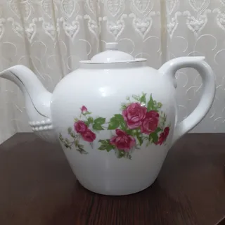 قوری قدیمی