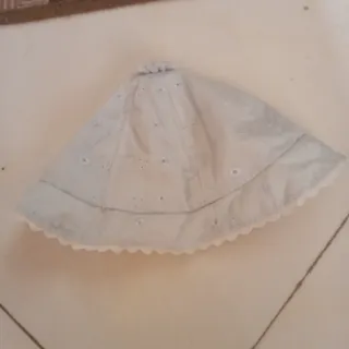 کلاه نوزادی