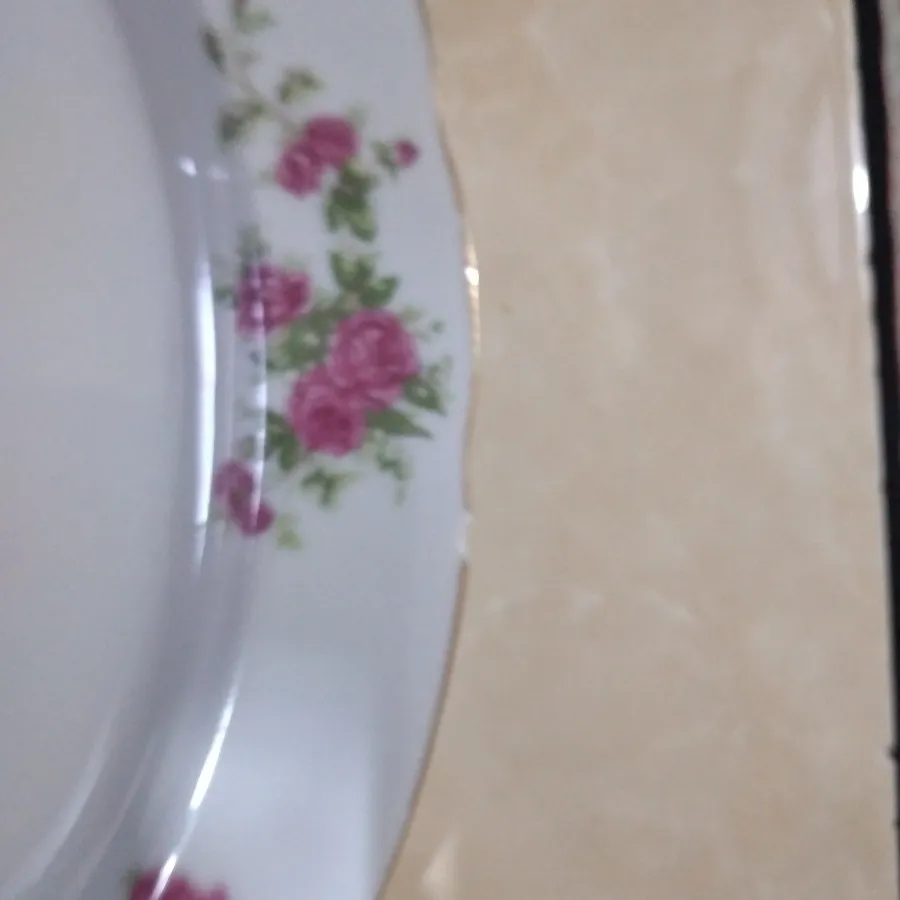دیس گل سرخ