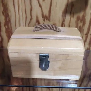 جعبه چوبی قدیمی