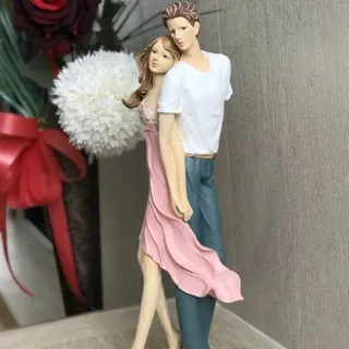 مجسمه همدم