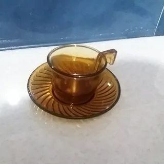 فنجان نعلبکی