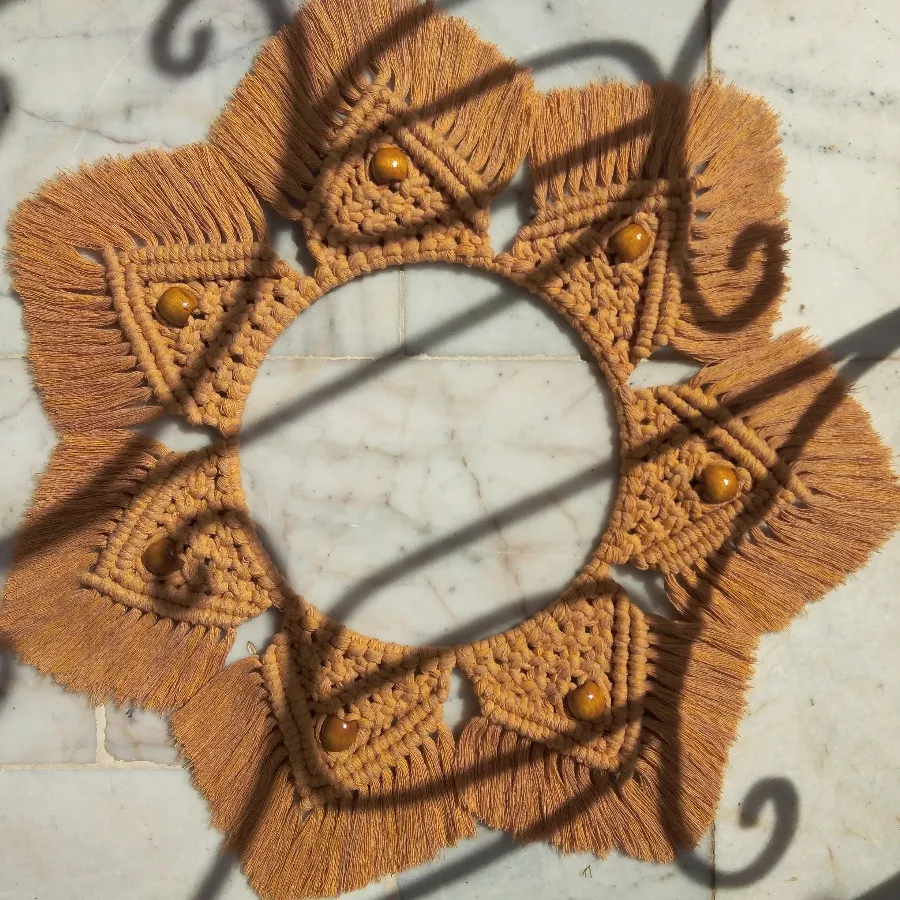قاب آینه مکرومه