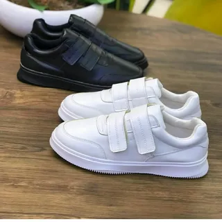 کتونی سه چسب