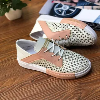 کفش تابستانی