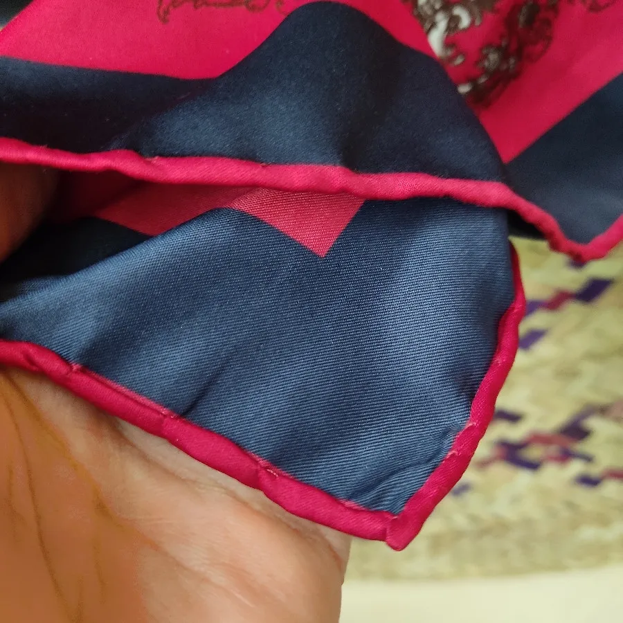 روسری دور دوز