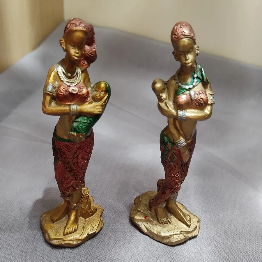 مجسمه پلی استر