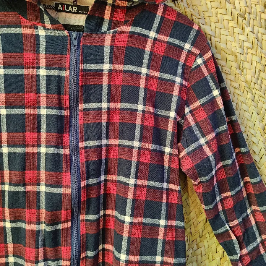 هودی کلاه دار