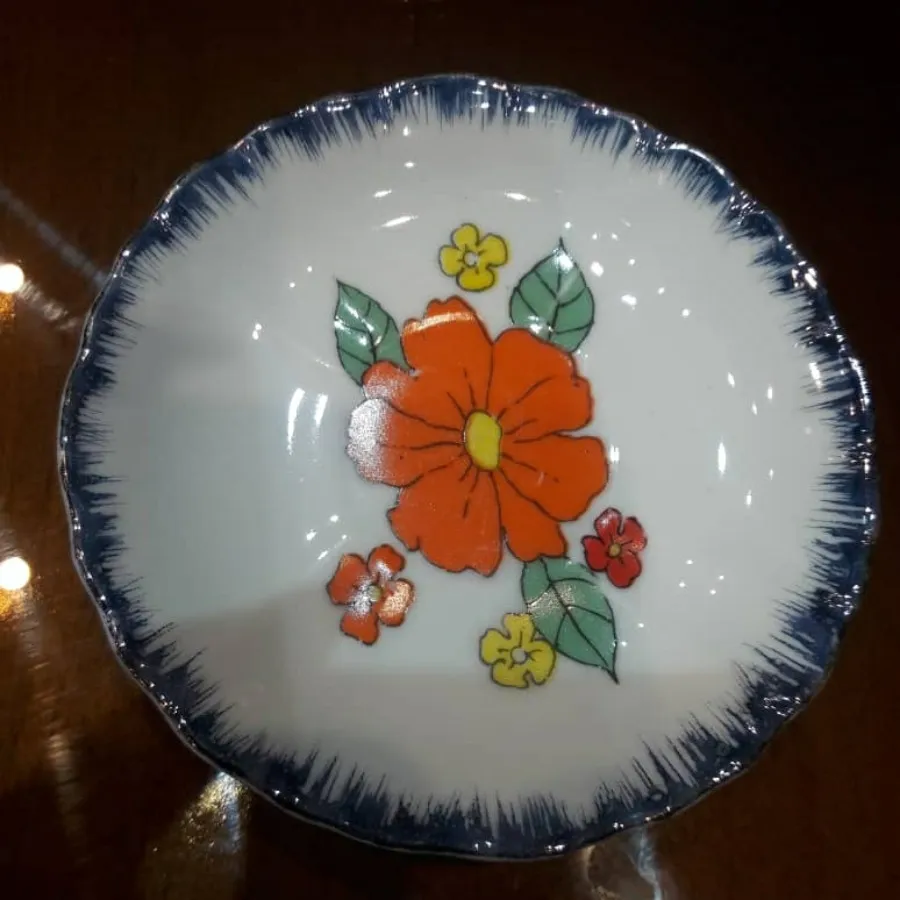 فنجان و نعلبکی