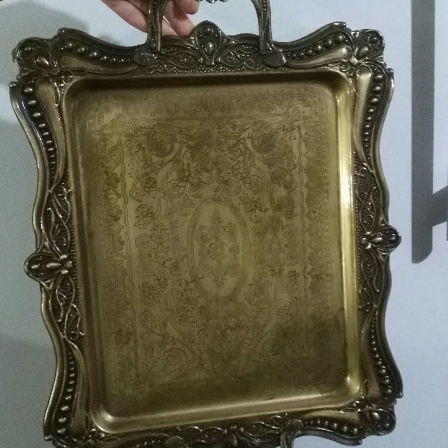 سینی پایه دار