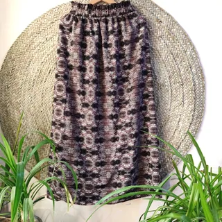 دامن مارک river land