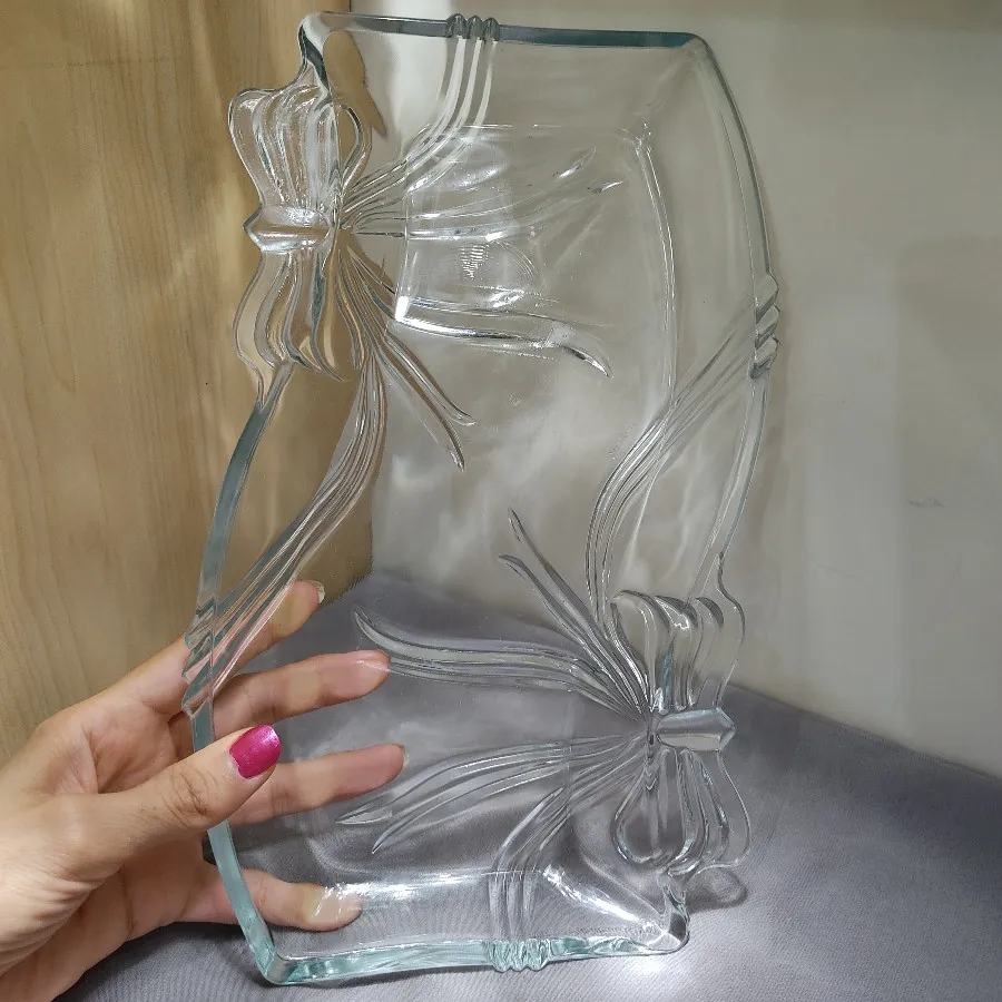 شیرینی خوری