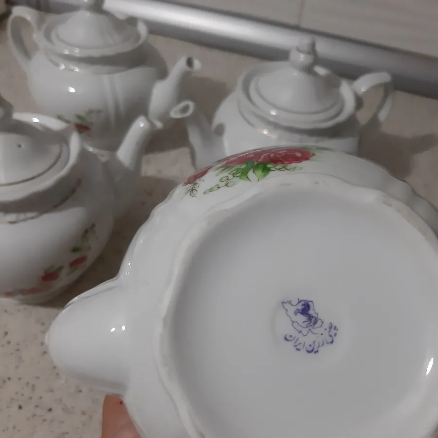 قوری چینی زرین