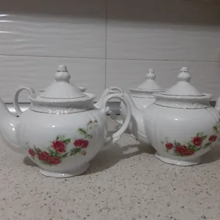 قوری چینی زرین
