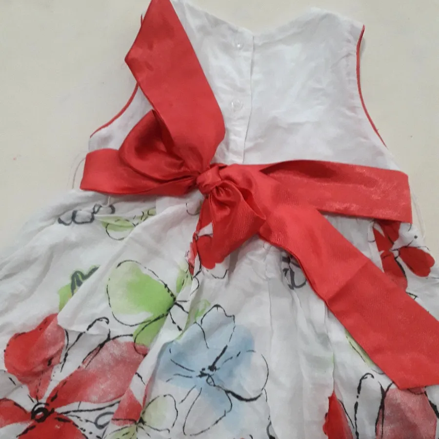 لباس بچگانه خارجی