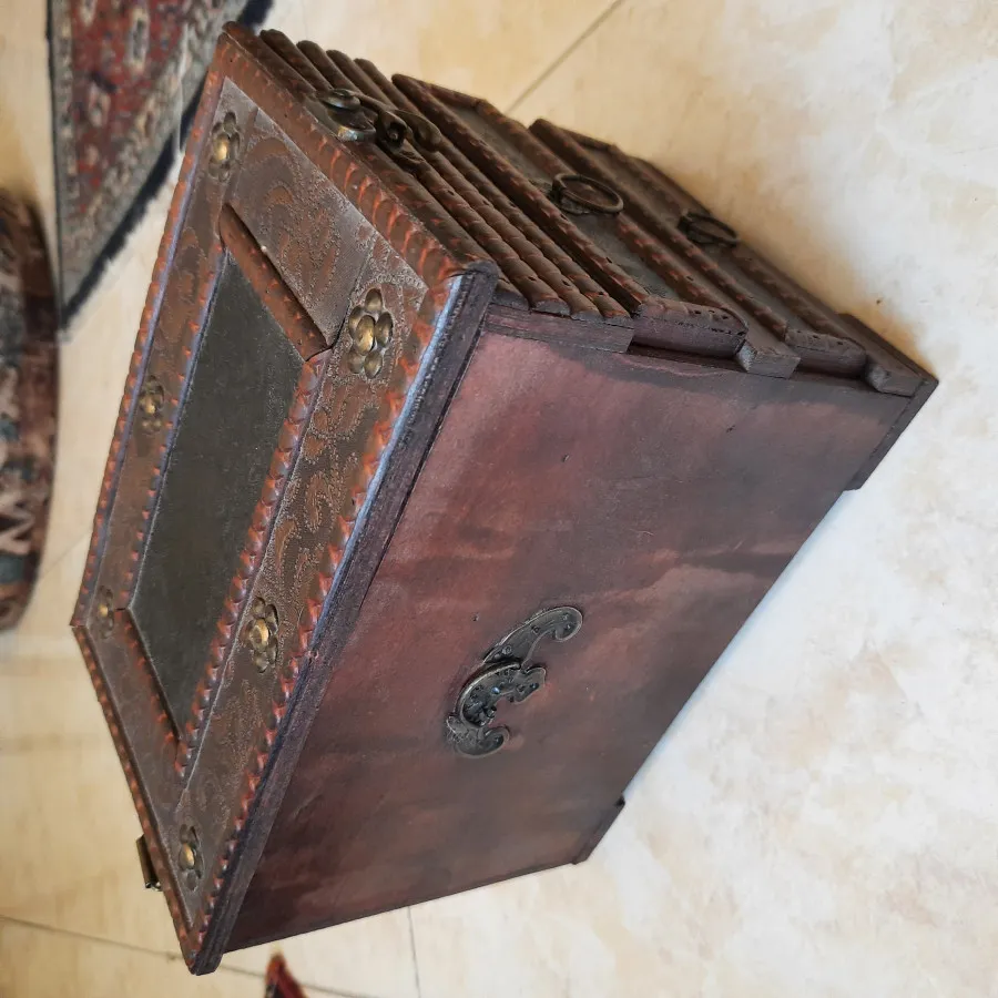 جعبه چوبی