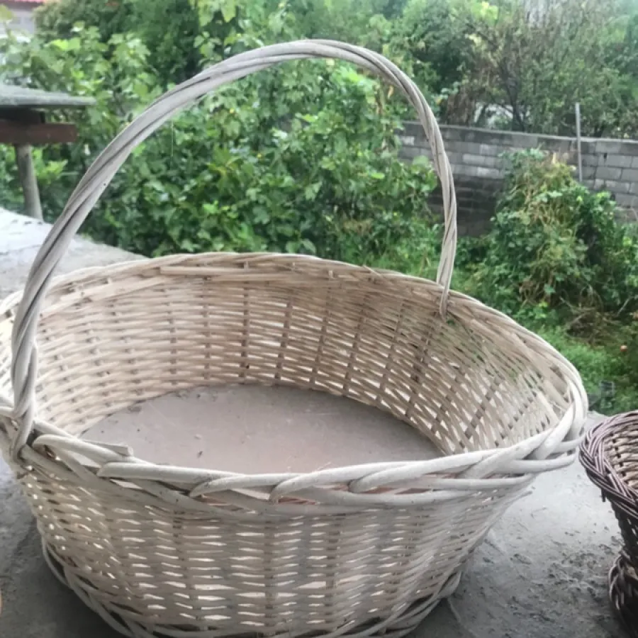 سبد حصیری
