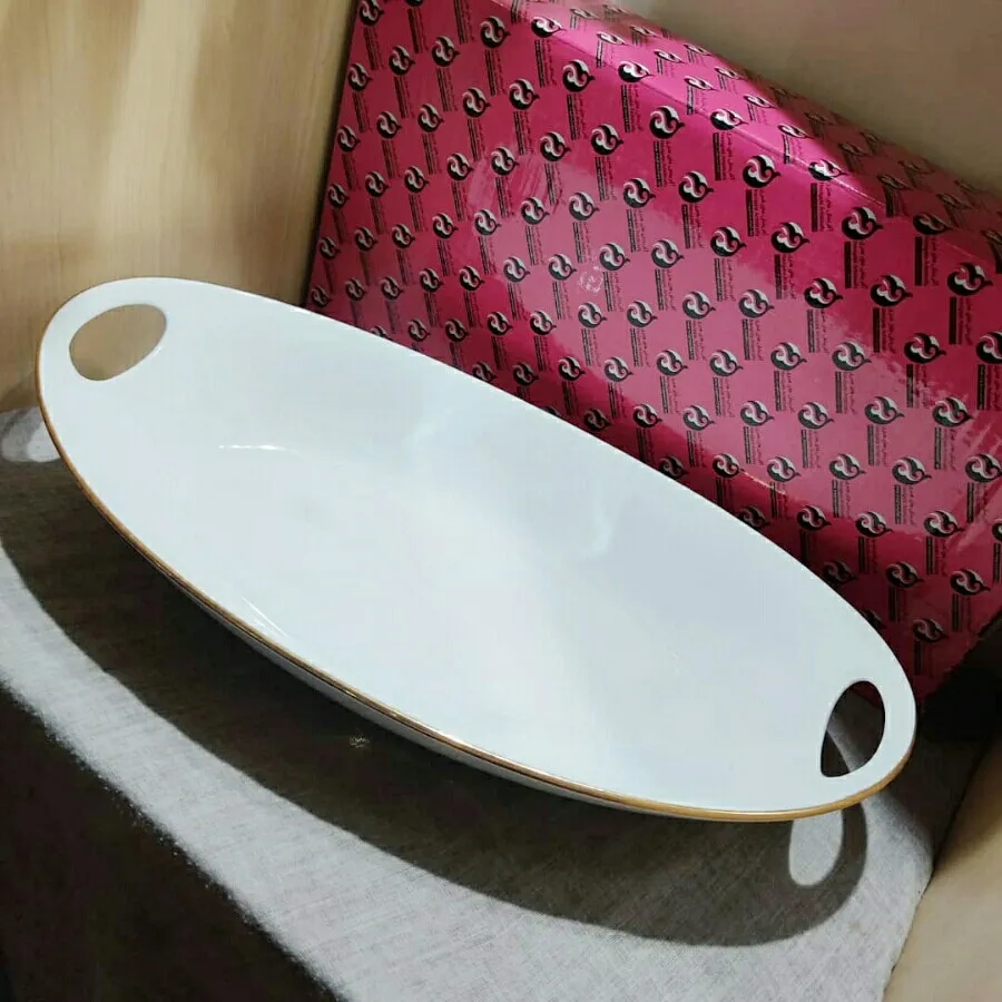 کاسه سالاد خوری