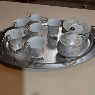 فنجان و نعلبکی