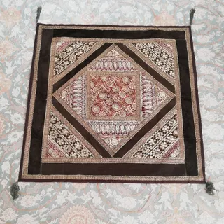 رومیزی زیبا
