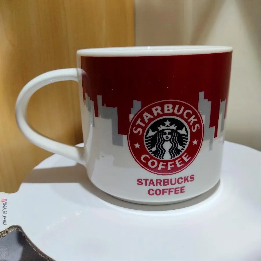 ماگ بزرگ استارباکس