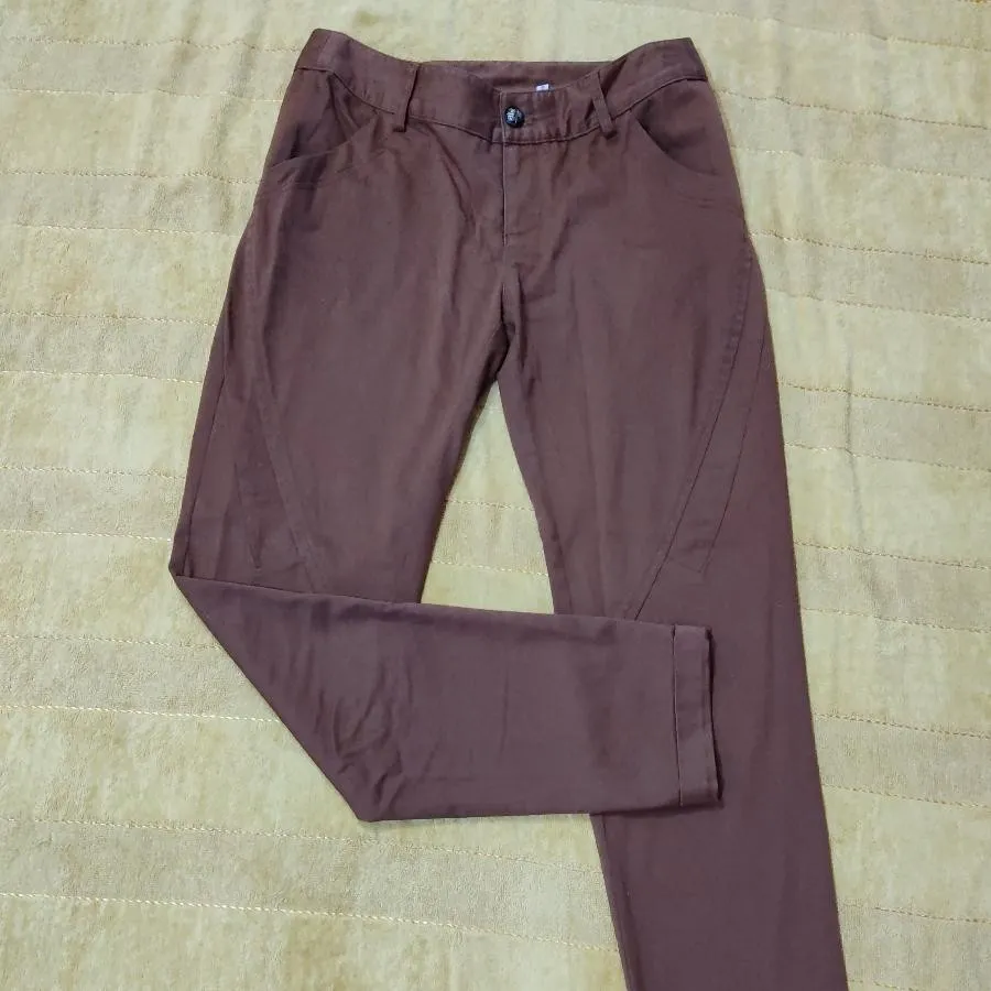 شلوار کتونی