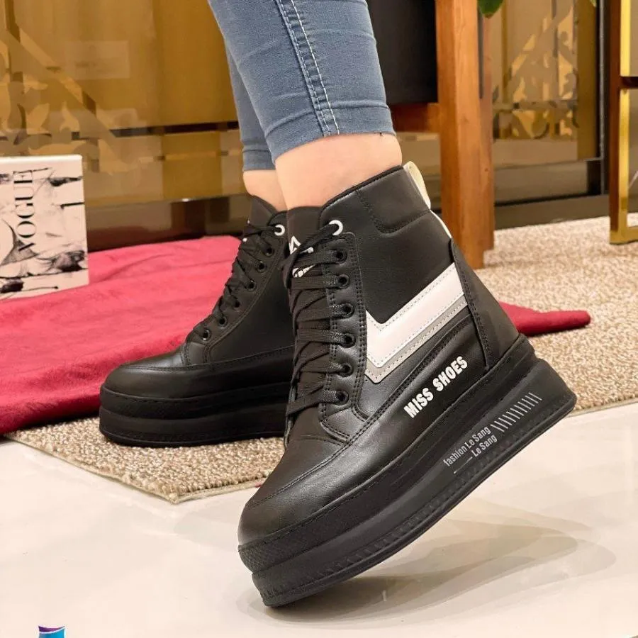 کتونی لژدار