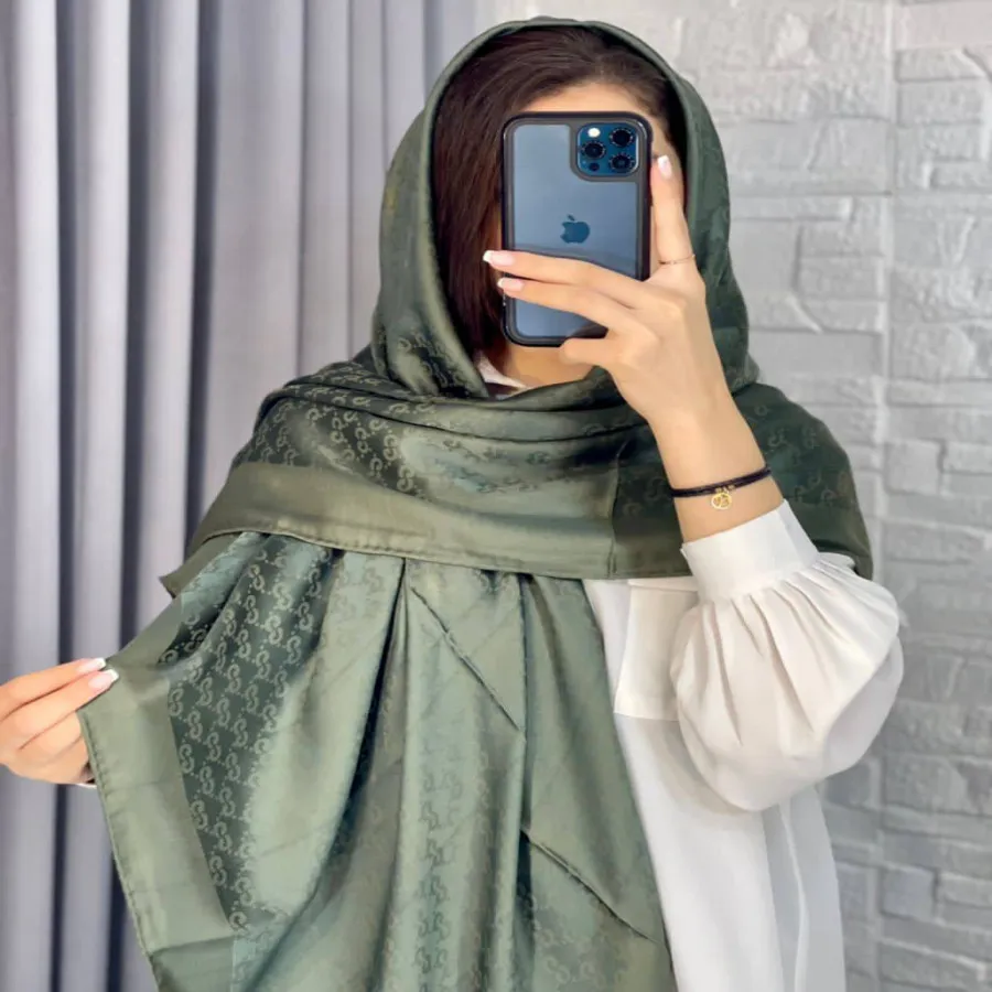 روسری برند گوچی