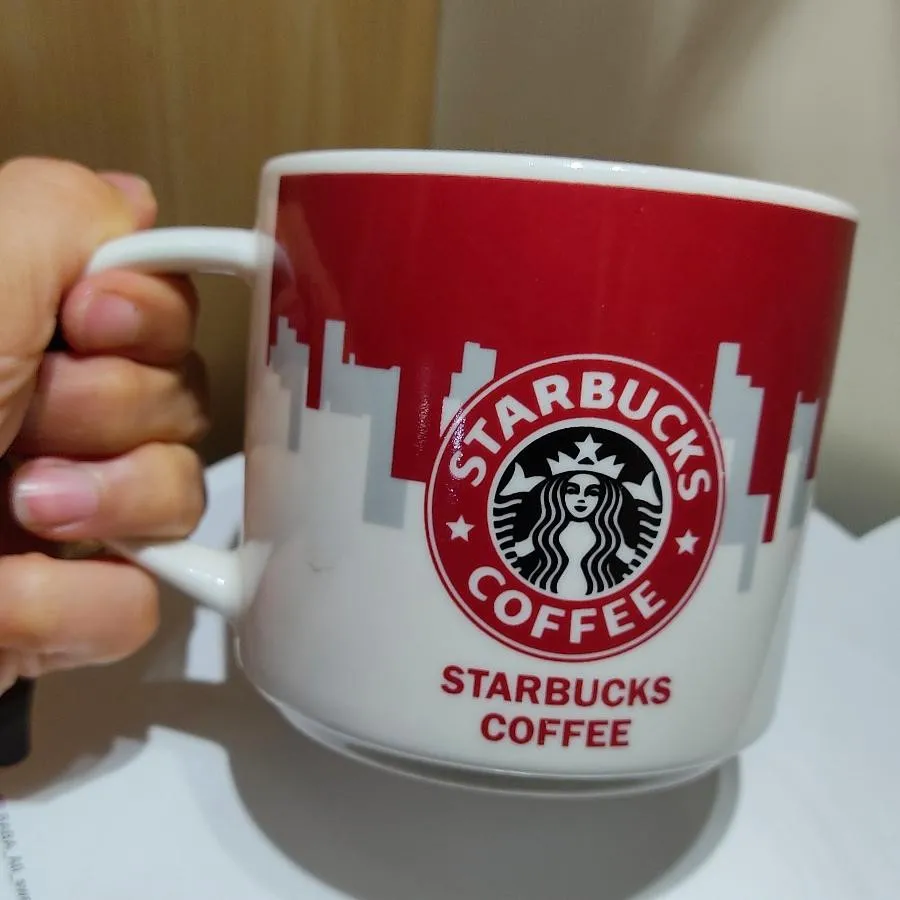 ماگ بزرگ استارباکس