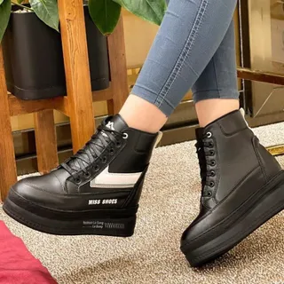 کتونی لژدار