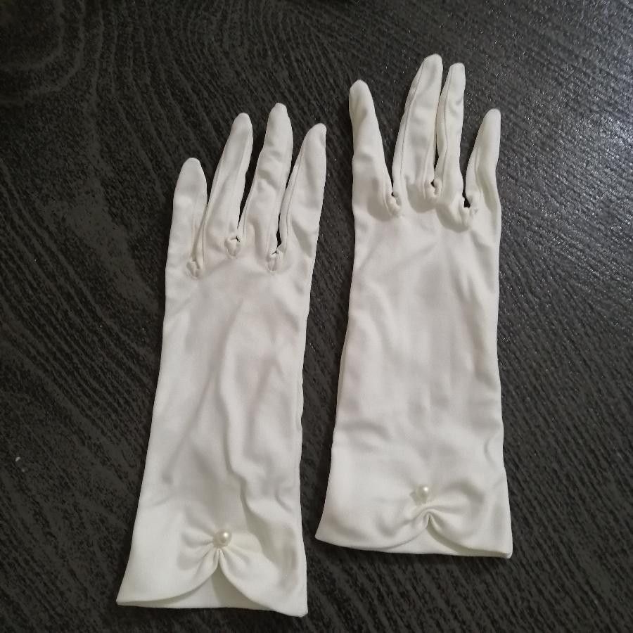 دستکش پارچه ای سفید رسمی