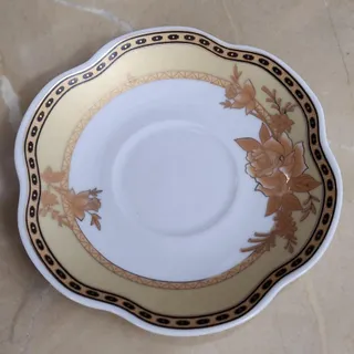 نعلبکی
