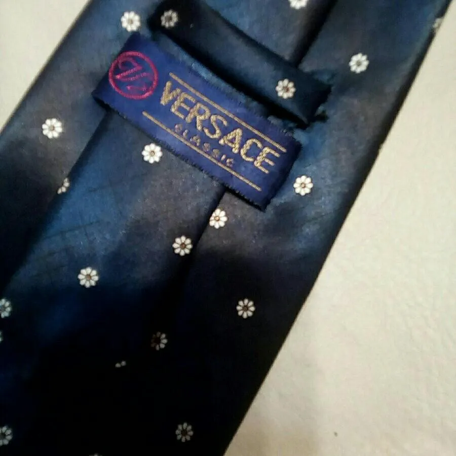 کراوات VERSAC