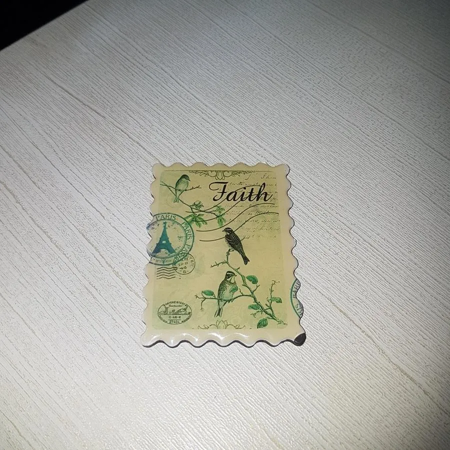 مگنت یخچالی با طرح تمبر