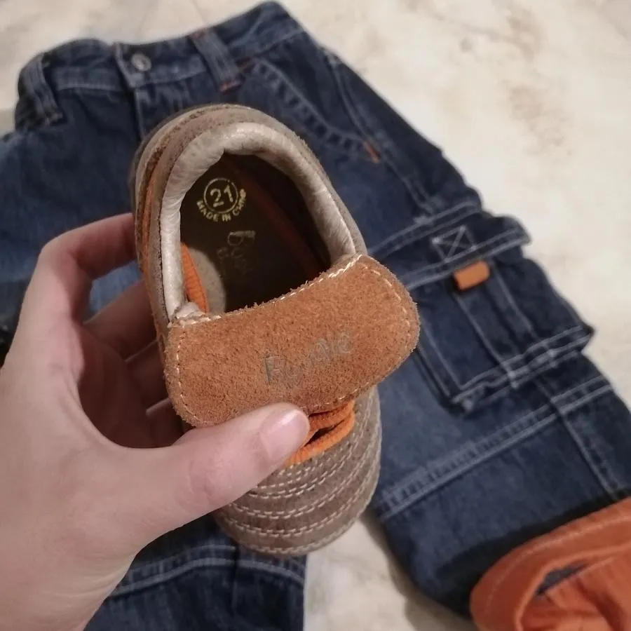 شلوار وکفش مارک