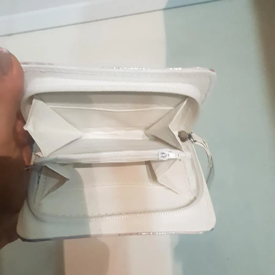 کیف پول دستی