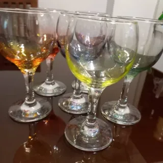 لیوان پایه دار ( جام)