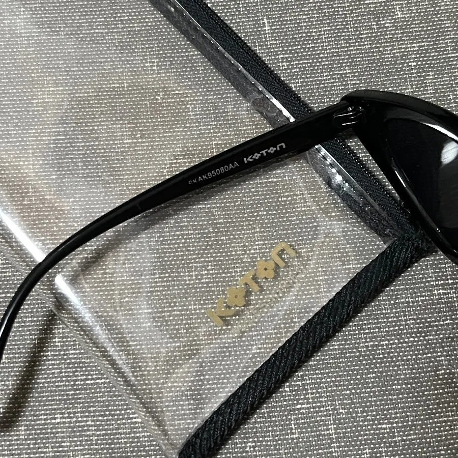 عینک از koton