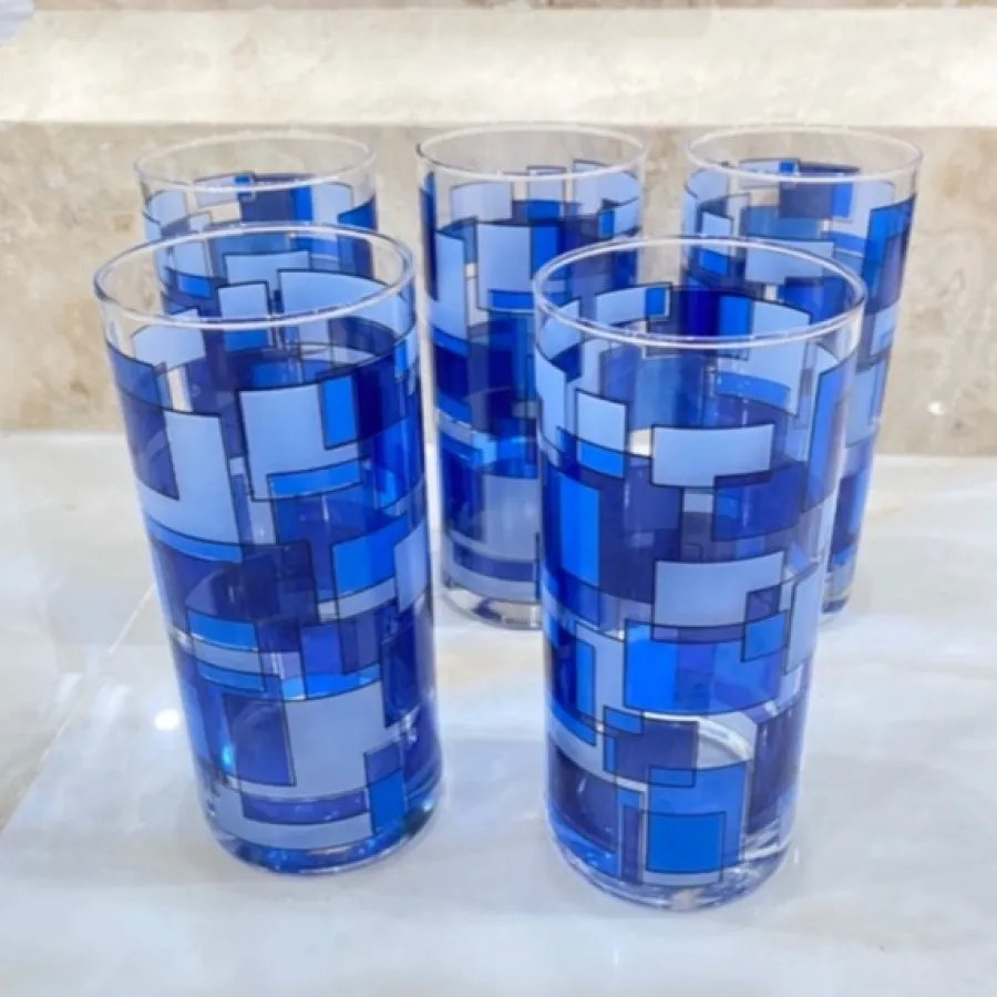 لیوان تایوانی آبی