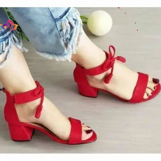 کفش پاشنه دار منگوله