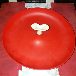 ظرف سرو دسته دار