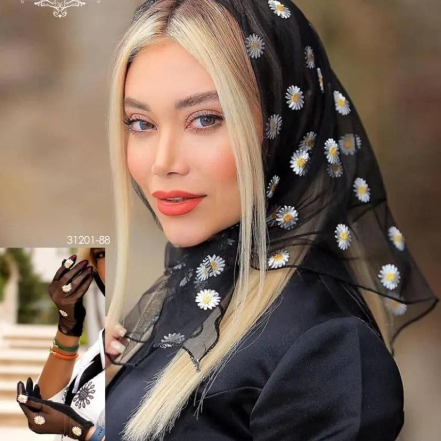 ست روسری و دستکش