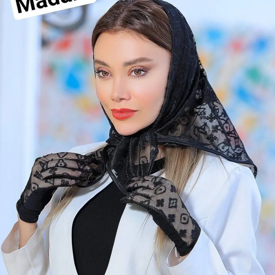 ست روسری و دستکش