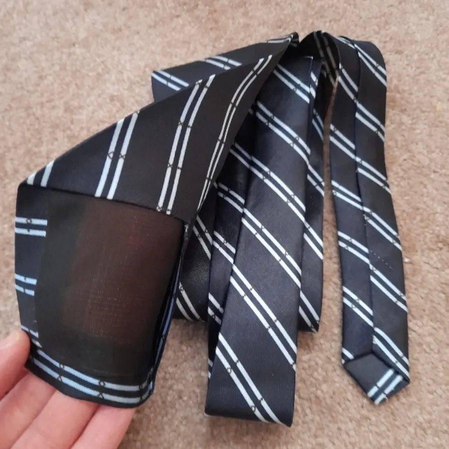 تعدادی کراوات