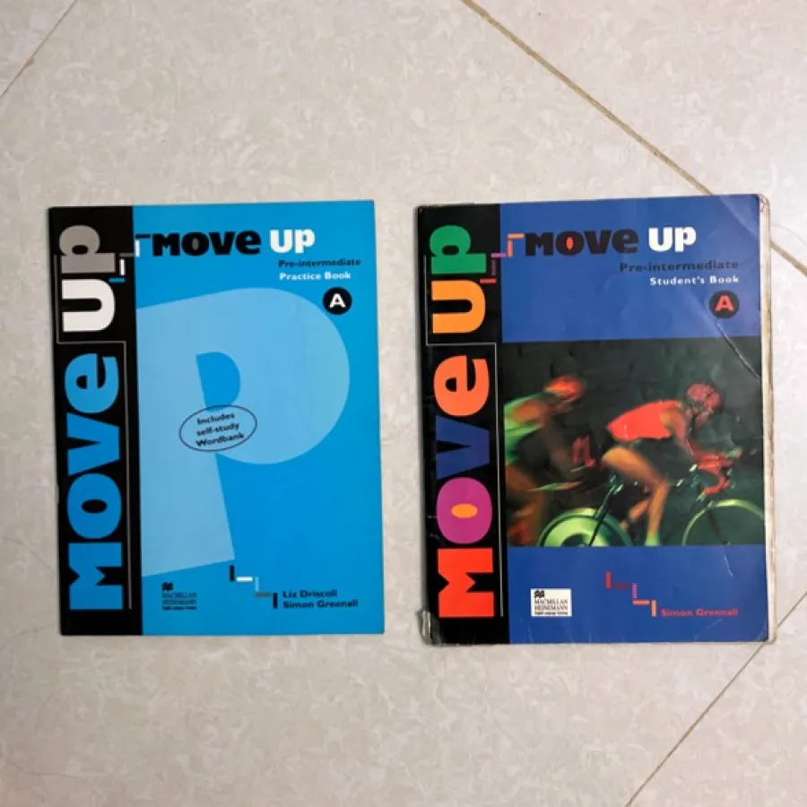 کتاب آموزش زبان Move Up